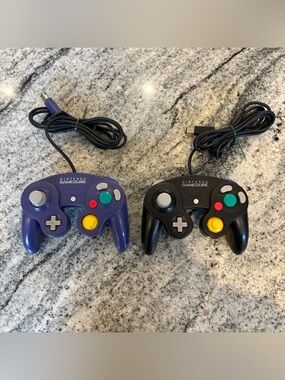 Lot of 2 OEM Nintendo GameCube Controllers - Indigo & Black - 1 Loose Stick